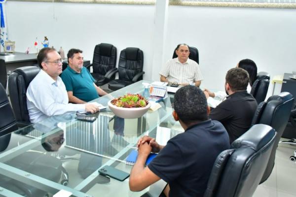  Habita&ccedil;&atilde;o: Prefeitura e CRECI discutem expans&atilde;o do programa 