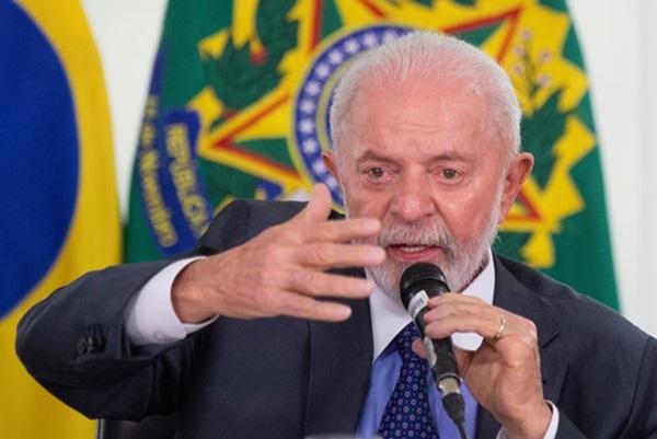Lula se reúne com bancos para discutir política de crédito consignado