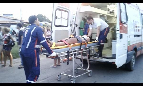 Adolescente fica ferida em acidente de trânsito em Floriano.(Imagem:Temístocles Filho/jc24horas)
