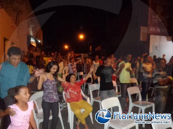 Igreja Internacional da Gra&ccedil;a de Deus promove culto de a&ccedil;&atilde;o de gra&ccedil;as em Floriano.(Imagem:FlorianoNews)