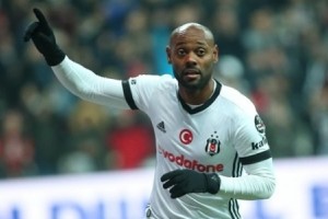 Santos avalia contratação de Vagner Love para lugar de Gabigol