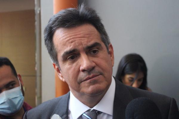 Ciro admite pressão para PP entregar Ministério do Esporte