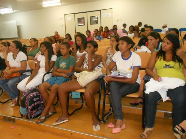 ProJovem Urbano de Floriano celebrou o Dia das M&atilde;es.(Imagem:Divulga&ccedil;&atilde;o)