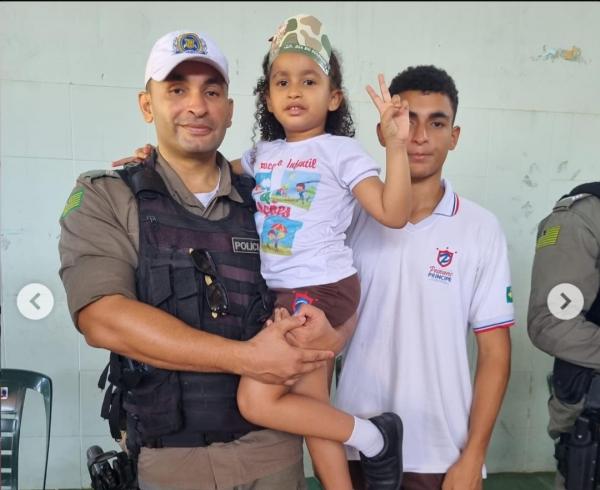 Escola Pequeno Pr&iacute;ncipe em Floriano celebra o Dia do Soldado com evento especial.(Imagem:Reprodu&ccedil;&atilde;o/Instagram)