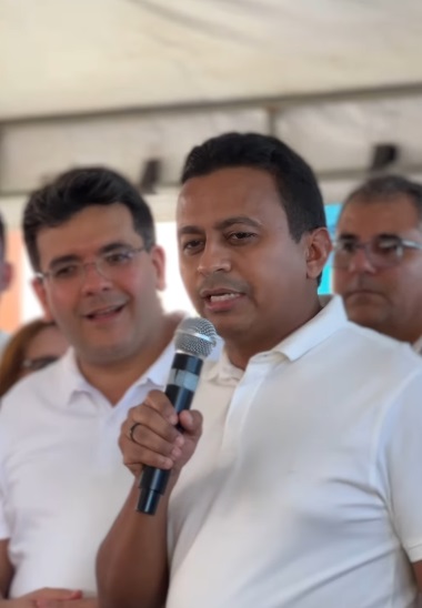 Dr. Francisco Costa cumpre agenda intensa em Floriano com entregas e anúncios para a cidade