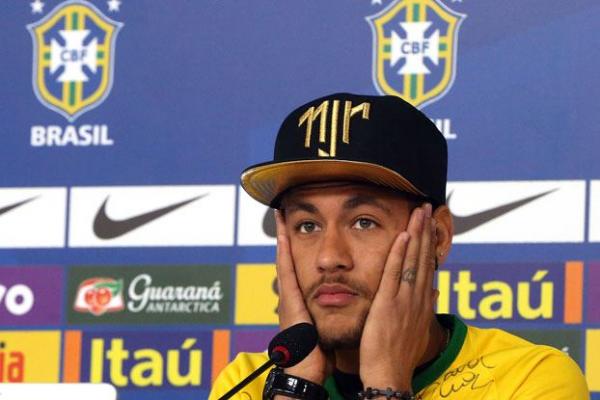 Neymar diz que perdoaria Zúñiga: 'não sinto rancor ou ódio'