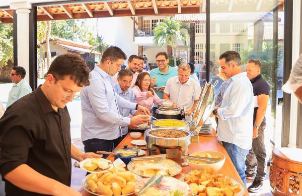 Ciro Nogueira recebe grupo de vereadores de Teresina.(Imagem:Ascom)
