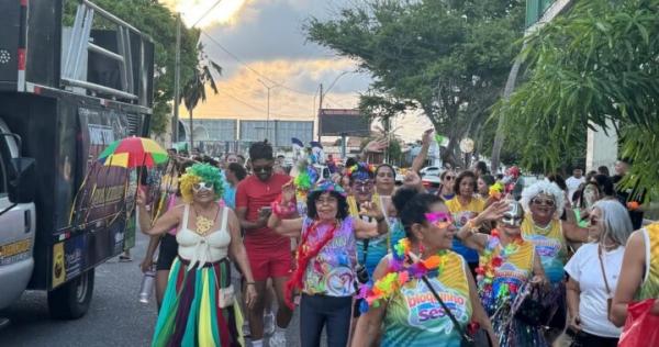 Bloquinho do Sesc anima ruas de Parnaíba no Carnaval