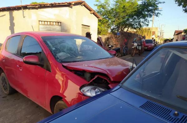 Criança de 3 anos morre após colisão entre carros no Norte do Piauí