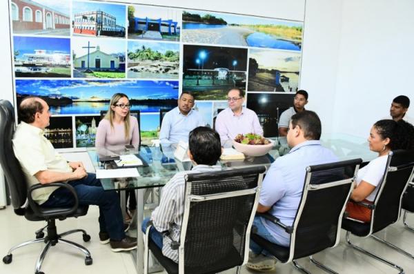 Prefeitura de Floriano autoriza novos investimentos em infraestrutura e sa&uacute;de(Imagem:Secom)