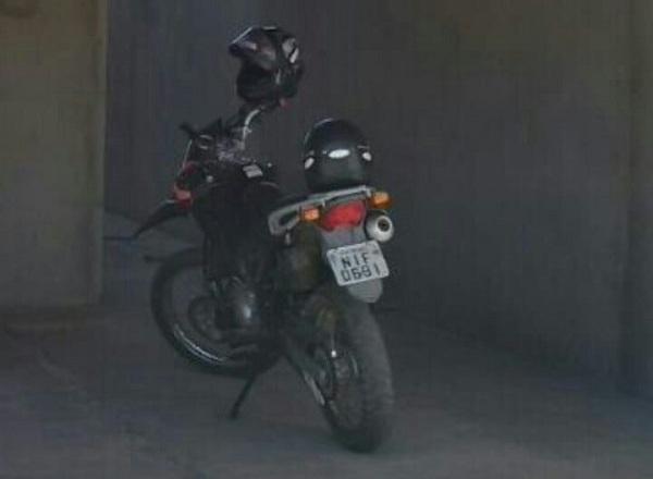 Casal tem motocicleta levada durante assalto em Floriano