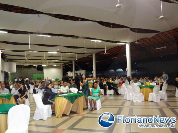 Rotary Clube de Floriano realizou confraternização natalina