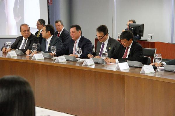 Governadores se reúnem em Teresina para discutir ações na segurança