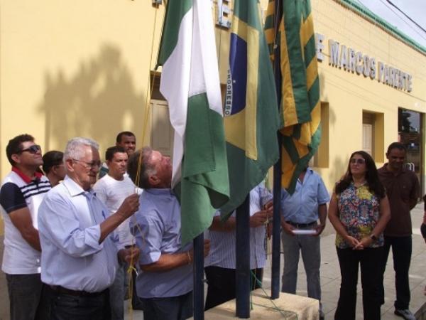 Marcos Parente celebrou 51 anos de emancipa&ccedil;&atilde;o pol&iacute;tica.(Imagem:Portal Cidadeluz)