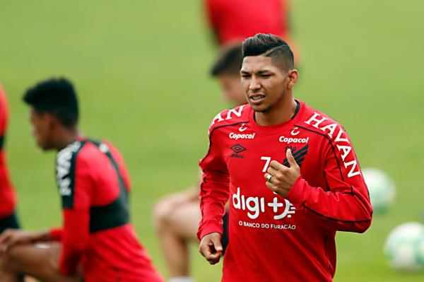 Novela Rony: os bastidores que têm mexido com Athletico, Corinthians e Palmeiras