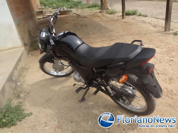 Polícia de Barão de Grajaú recupera moto roubada e prende assaltantes.(Imagem:FlorianoNews)