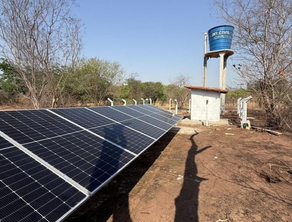Defesa Civil fiscaliza sistemas de abastecimento movidos a energia solar em Floriano e Picos