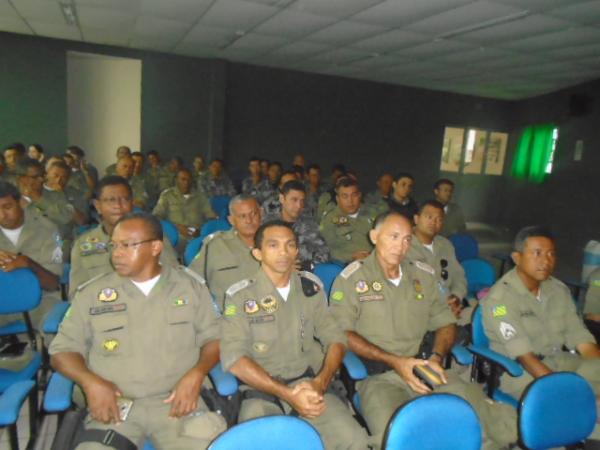 PM apresenta esquema de seguran&ccedil;a para Exposi&ccedil;&atilde;o Agropecu&aacute;ria em Floriano.(Imagem:FlorianoNews)