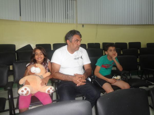 C&acirc;mara Municipal de Floriano encerra Sess&otilde;es da primeira quinzena do m&ecirc;s de junho.(Imagem:FlorianoNews)
