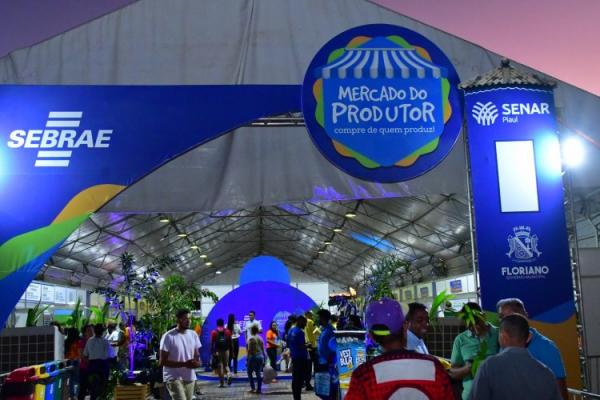 Prefeitura de Floriano e SEBRAE  promovem Feira do Microcrédito