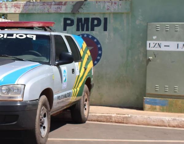 Mulher fica em estado grave após ser baleada e esfaqueada pelo ex no Piauí; suspeito é procurado