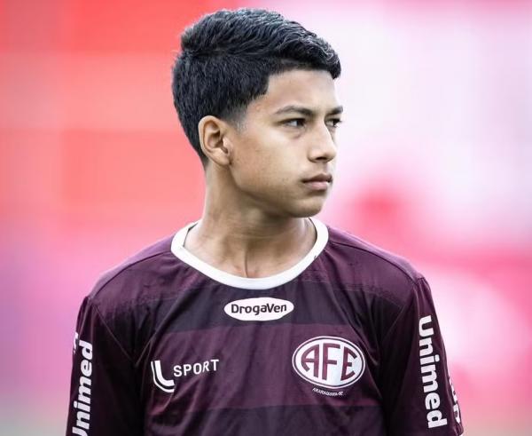 Samuel, lateral da base da Ferrovi&aacute;ria.(Imagem: Divulga&ccedil;&atilde;o)