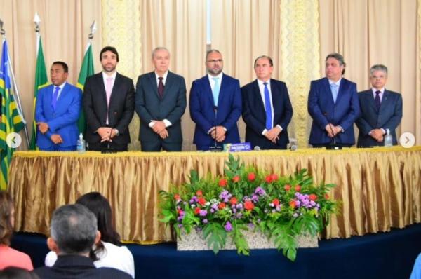 Homenagens e entrega de títulos marcam encerramento das comemorações dos 126 anos de Floriano