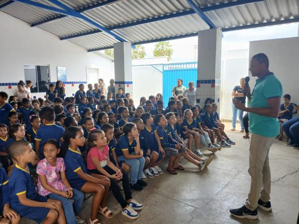 Águas do Piauí promove circuito de palestras sobre uso consciente da água em escolas