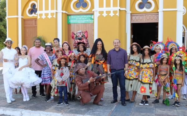 Poder Legislativo de Floriano marca presença no "Alegro Junino" e reafirma compromisso com a cultura
