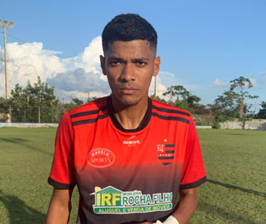 Com desfalques, Flamengo tenta frear o líder 4 de Julho