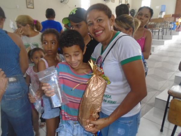 Dia do Volunt&aacute;rio &eacute; comemorado com atividade para crian&ccedil;as em Floriano.(Imagem:FlorianoNews)