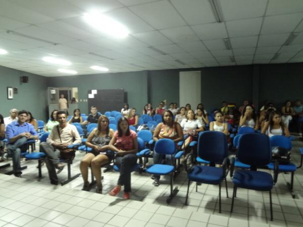 UESPI realizou palestra sobre Literatura Africana em Floriano
