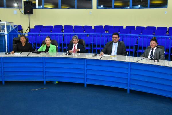 Vereadores: Daguia de dona Bela, Daguia do edgar, Edvaldo Ara&uacute;jo, Jo&atilde;o Neto e Carlos Eduardo Kalume.(Imagem:CMF)