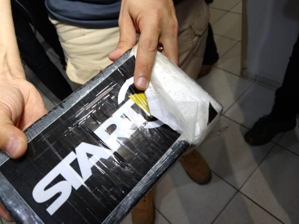 Coca&iacute;na pura apreendida no estado do Piau&iacute;.(Imagem:Rafaela Leal /G1 PI)