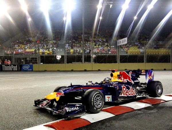 RBR domina segundo treino, e Vettel é o mais rápido de sexta em Cingapura