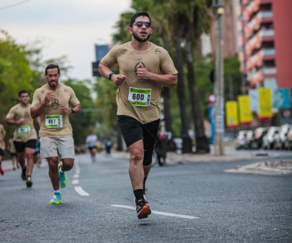 Francisco participa de maratonas e realiza exames peri&oacute;dicos.(Imagem:arquivo pessoal)