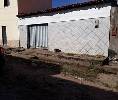 Mulher é amordaçada e morta com facada dentro de casa em Timon