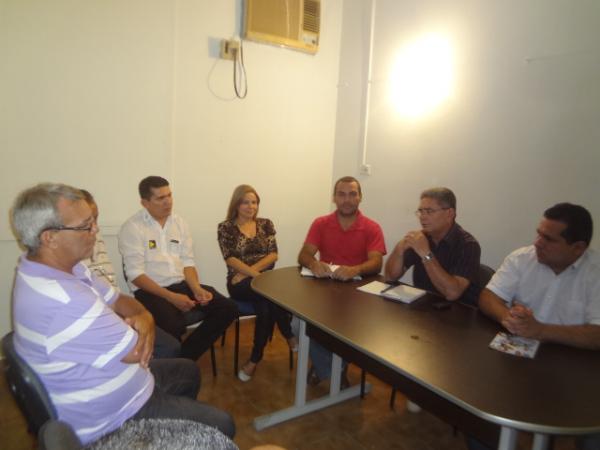 COEF realizou reunião com agremiações carnavalescas