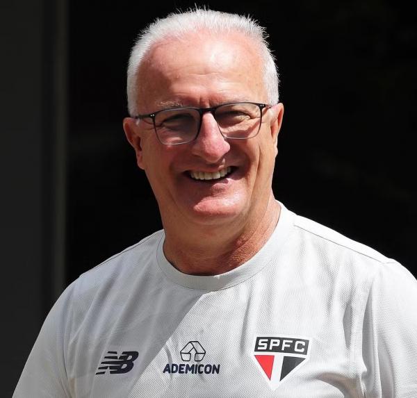 Dorival Júnior aceita proposta para ser técnico da seleção brasileira