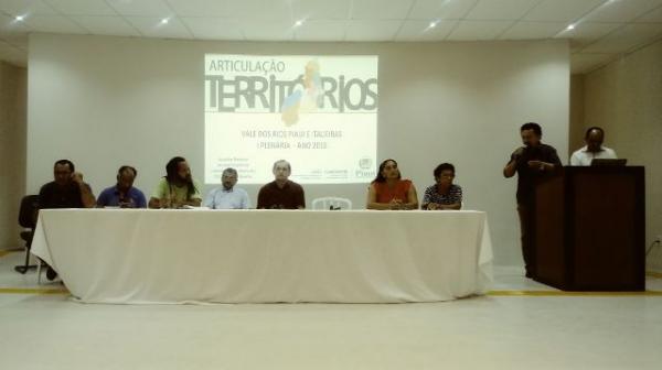 Em Floriano, encontro apresenta propostas a serem executadas nos municípios