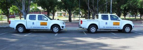 UFPI entrega dois ve&iacute;culos para Col&eacute;gio T&eacute;cnico de Bom Jesus e Floriano.(Imagem:UFPI)