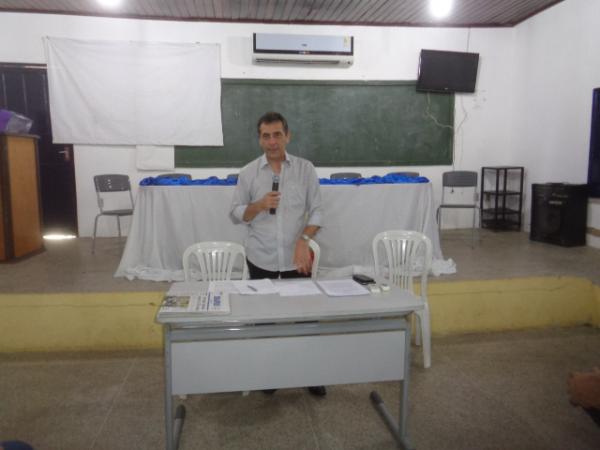 Prefeito Gilberto J&uacute;nior(Imagem:FlorianoNews)