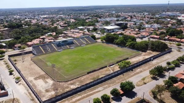 Est&aacute;dio Tib&eacute;rio Nunes, em Floriano.(Imagem:Fernando Cardoso/Rede Clube)