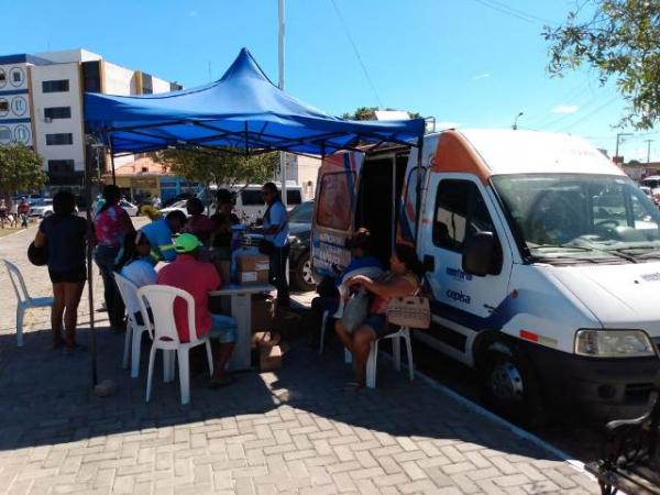 Troca de lâmpadas da Equatorial segue até sexta-feira em Floriano