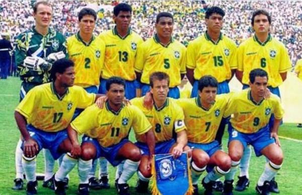 O Brasil conquistou o tetra em 1994, em uma disputa de p&ecirc;naltis emocionante na final. (Imagem:Reprodu&ccedil;&atilde;o)