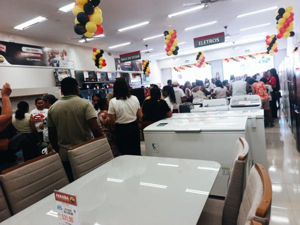  Armaz&eacute;m Para&iacute;ba reinaugura loja ampliada e modernizada em Francisco Ayres(Imagem:FlorianoNews)