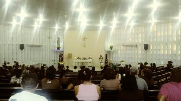 Festejo de São Francisco de Assis celebra 50 anos de presença franciscana em Floriano