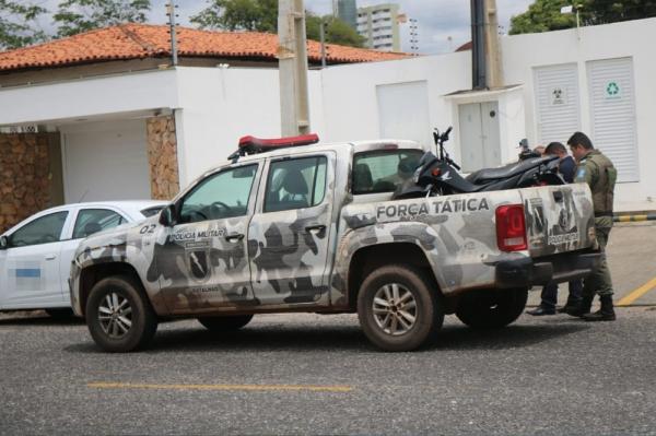 Suspeito de tentar assaltar idosas é baleado na cabeça na Zona Leste de Teresina