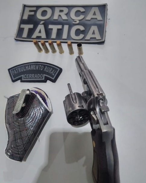 Força Tática recupera arma de fogo e pertences roubados em Floriano