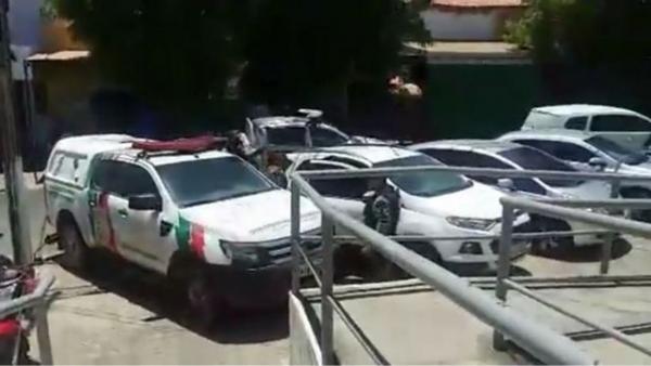 Pol&iacute;cia recupera autom&oacute;vel roubado em assalto a resid&ecirc;ncia em Bar&atilde;o Graja&uacute;.(Imagem:For&ccedil;a T&aacute;tica)